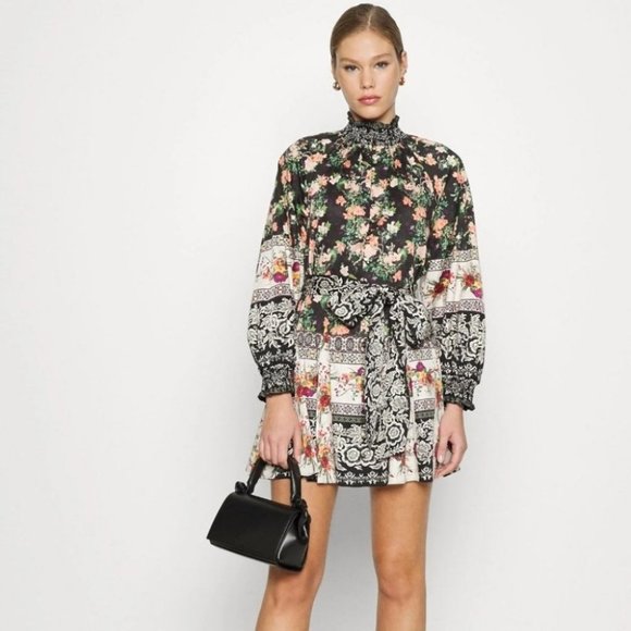 Alice + Olivia JANIS RAGLAN Floral belted mock neck boho Fall mini dress Size 6 - Picture 7 of 15